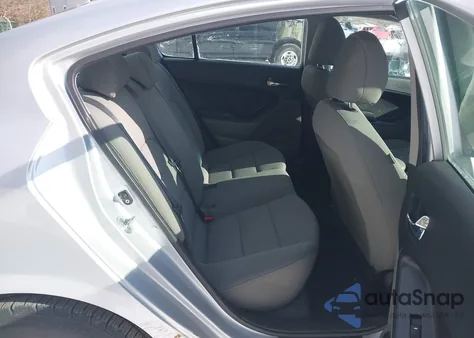 2016 Kia Forte Lx z USA, uszkodzony, nr VIN KNAFK4A6XG5612117